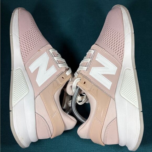 Size 9.5 - Women’s New Balance 247v2 pink shoes - Picture 6 of 9